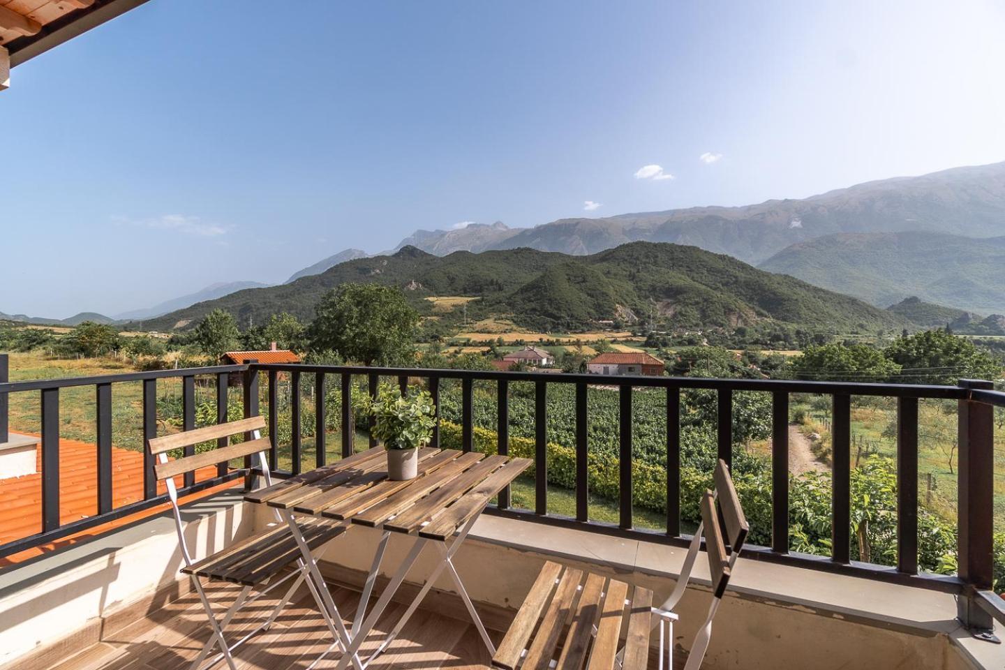 Bujtina Lumo & Pool Villa Përmet Екстериор снимка