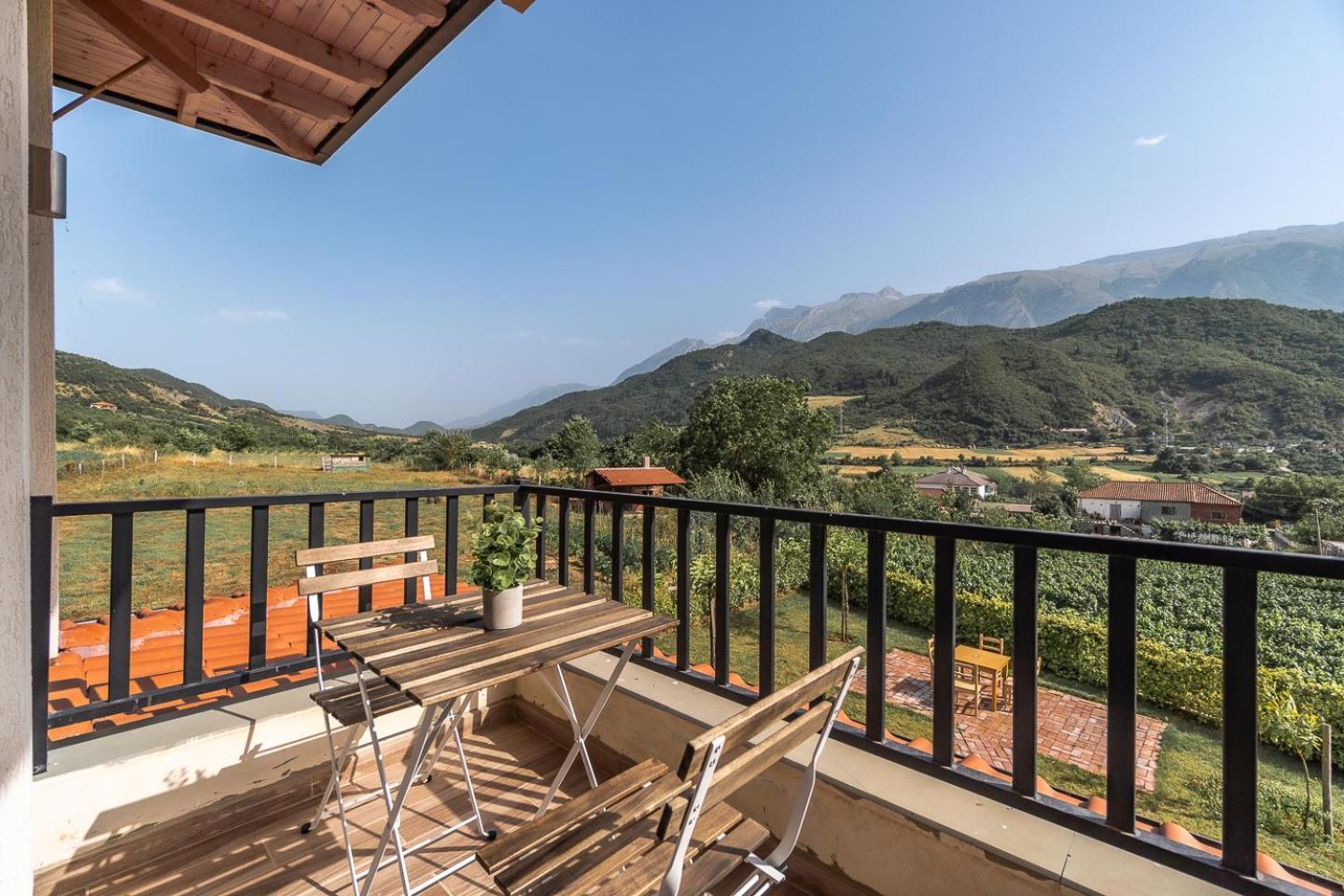 Bujtina Lumo & Pool Villa Përmet Екстериор снимка