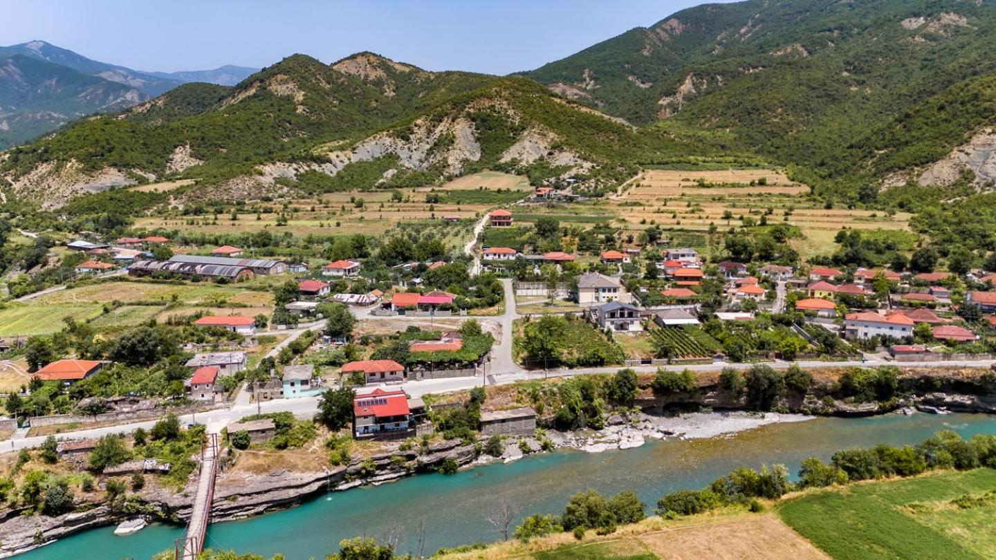 Bujtina Lumo & Pool Villa Përmet Екстериор снимка