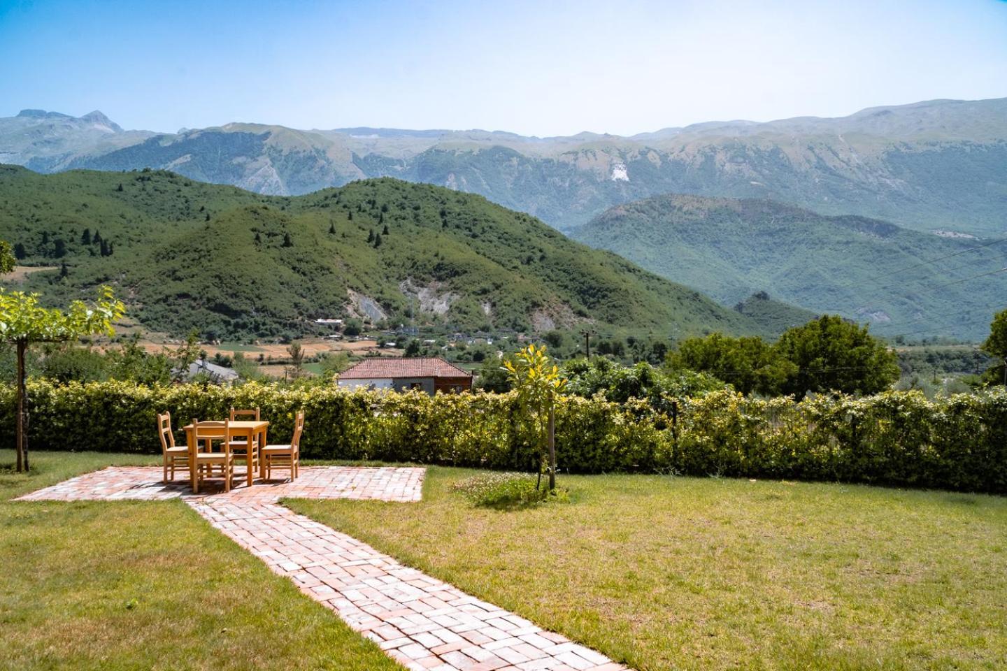 Bujtina Lumo & Pool Villa Përmet Екстериор снимка
