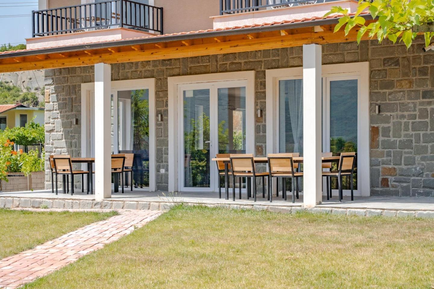 Bujtina Lumo & Pool Villa Përmet Екстериор снимка