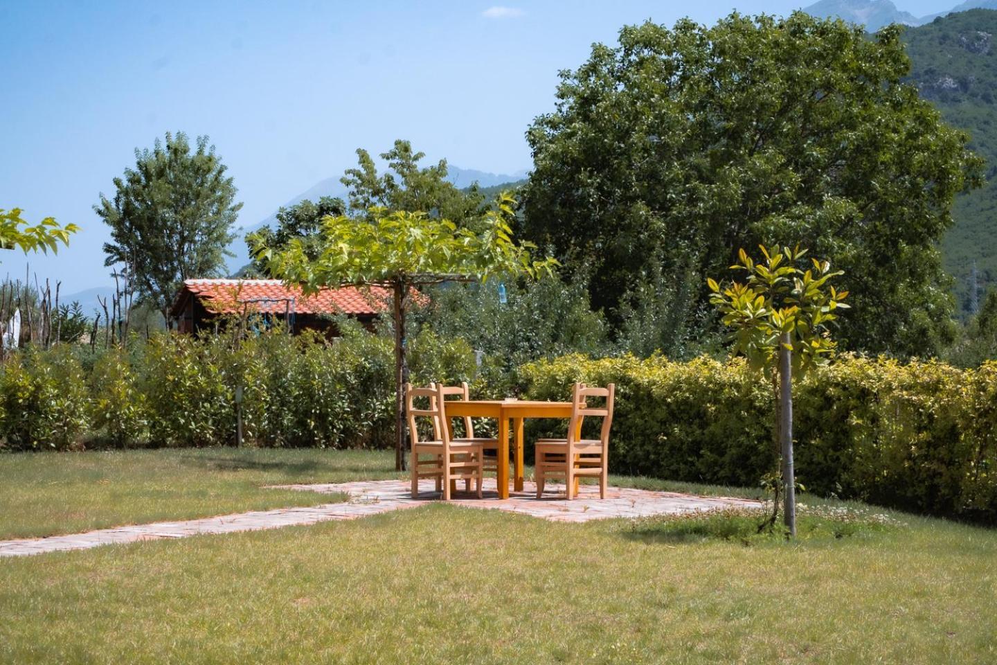 Bujtina Lumo & Pool Villa Përmet Екстериор снимка